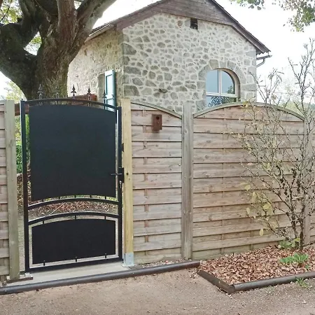 Maison De Caractere Avec Jardin Clos Pres Du - Ideale Pour Peche Et Balades, Confort Inclus - Fr-1-742-161 * Le Rouget